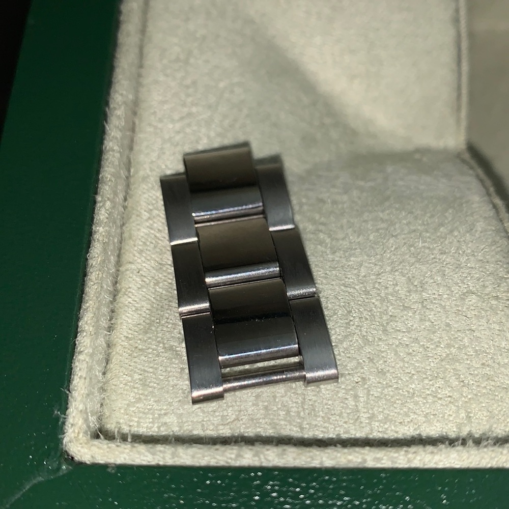 Extra Rolex links